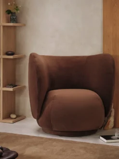 Rico Lounge Chair - Rich Velvet