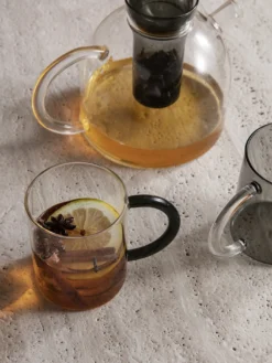 Still Teapot